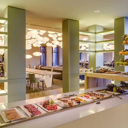 Protea Hotel Fire & Ice! By Marriott Pretoria Menlyn Exterior photo